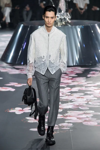 Look 6